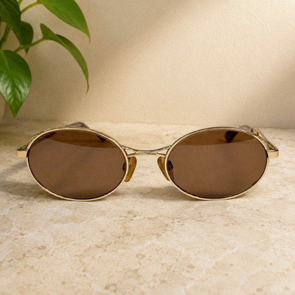 Vogue Accessories - Vogue VO3233-S Oval Sunglasses Gold Metal 52-19-135 Made in Italy